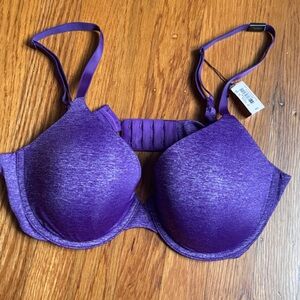 Victoria’s Secret Uplift Semi Demi bra